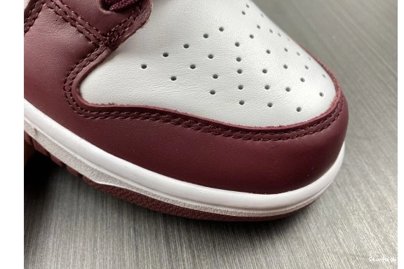 Bordeaux (W) Dunk Nike DD1503-108 Low 1227
